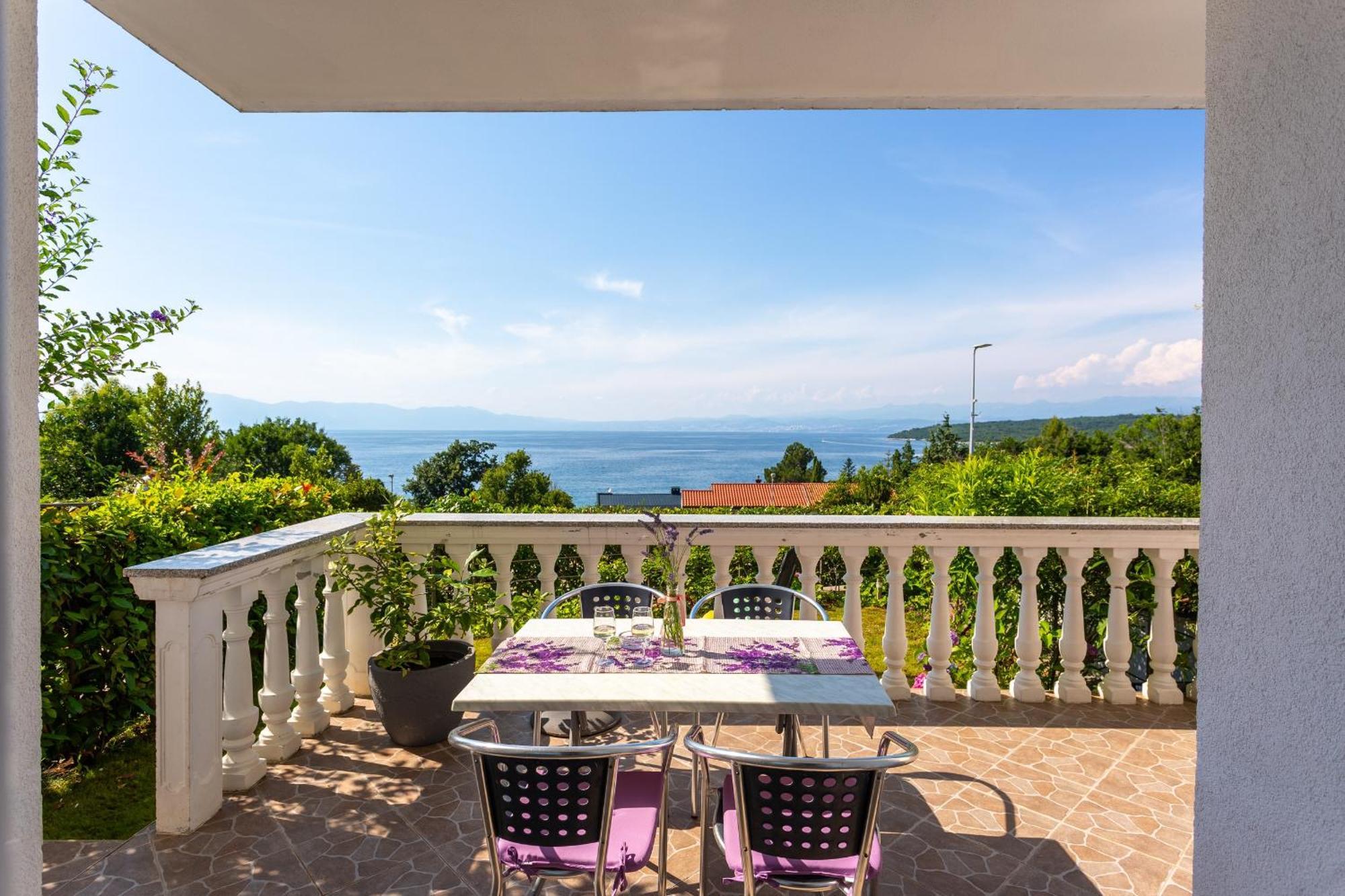 Apartmán By The Sea Njivice, Krk - 5295 Njivice